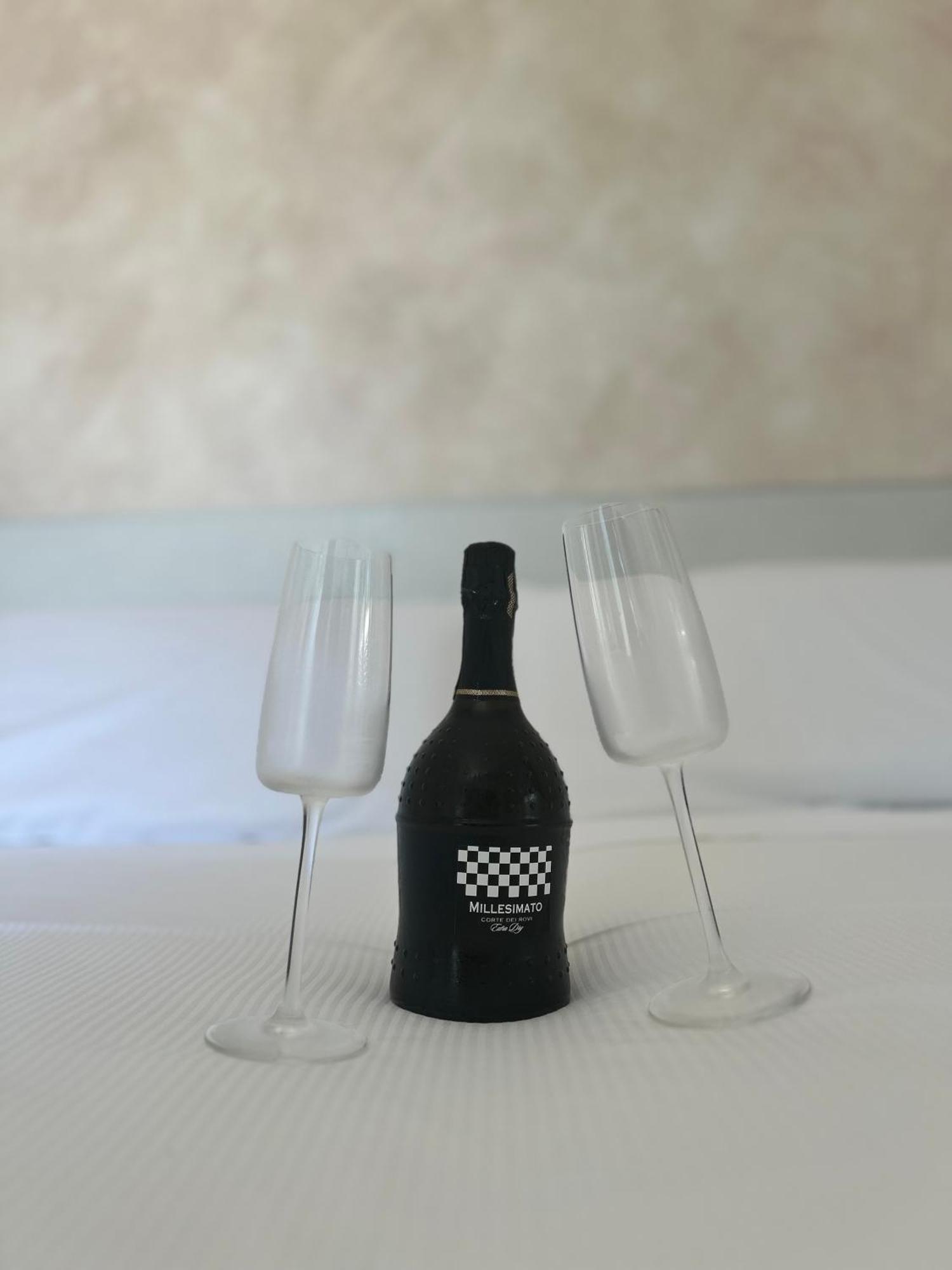 La Dependance Luxury Rooms Francavilla Al Mare Exterior foto